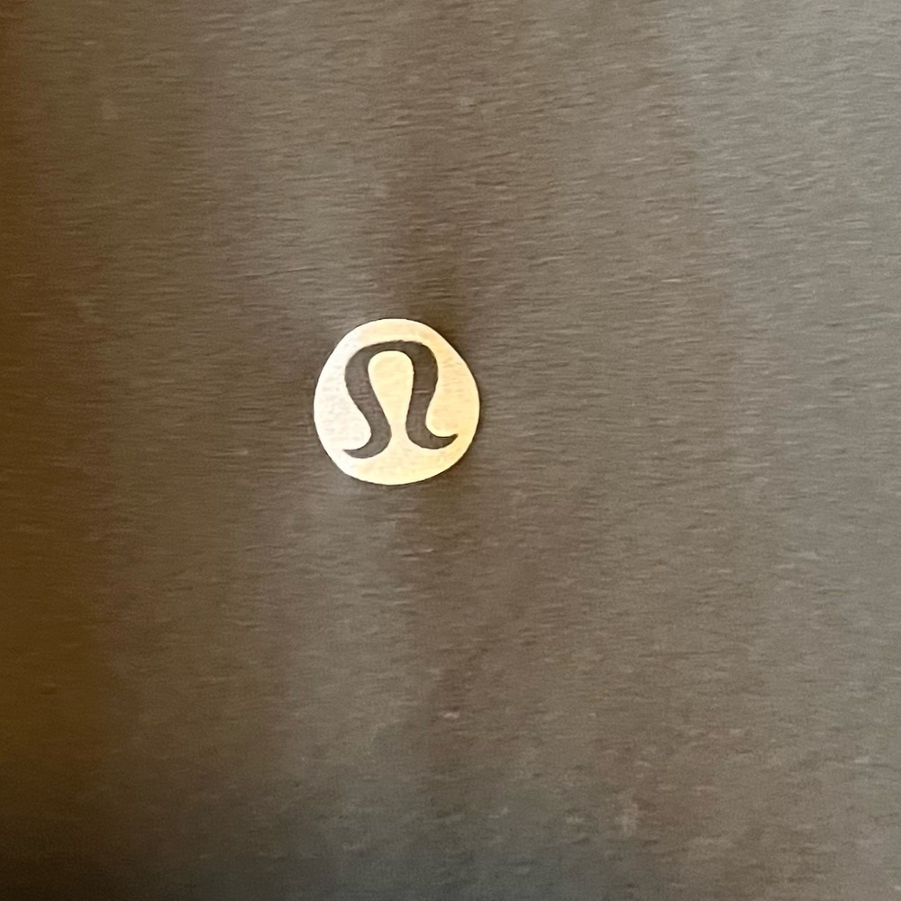 2023 Lululemon Wunder Train High-Rise Tight 28"
Dark Olive Size 6 - Picture 9 of 12